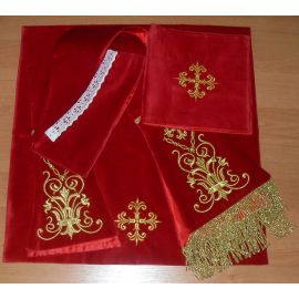 Ornat rzymski haftowany motyw Baranka, aksamit (67) - zdjęcie 3 - Ornat rzymski haftowany motyw Baranka, aksamit (67)