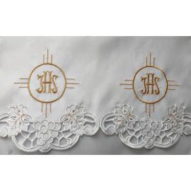 Obrus ołtarzowy haftowany - wzór eucharystyczny (139) - zdjęcie 2 - Obrus ołtarzowy haftowany - wzór eucharystyczny (139)
