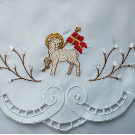 Obrus ołtarzowy haftowany - wzór Wielkanocny (90) - zdjęcie 2 - Obrus ołtarzowy haftowany - wzór Wielkanocny (90)