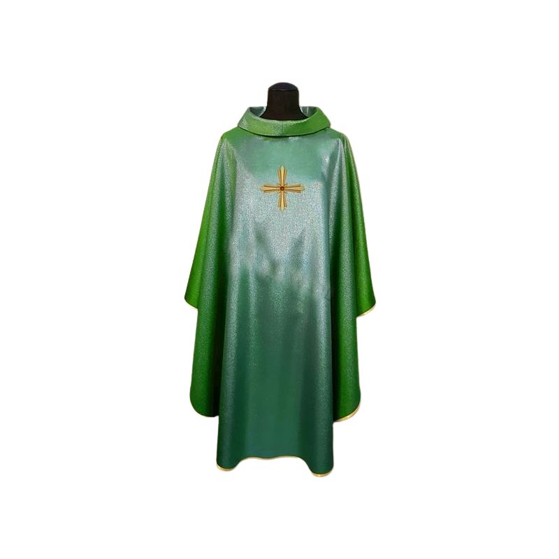 Ornat zielony, błyszczący, haft na tkaninie (2) - Ornat zielony, błyszczący, haft na tkaninie (2)