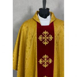 Ornat gotycki haftowany, złoty, pas aksamit (57K) - zdjęcie 3 - Ornat gotycki haftowany, złoty, pas aksamit (57K)
