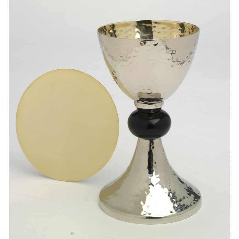 Kielich srebrny z czarnym pierścieniem - 20 cm. - Kielich srebrny z czarnym pierścieniem - 20 cm.