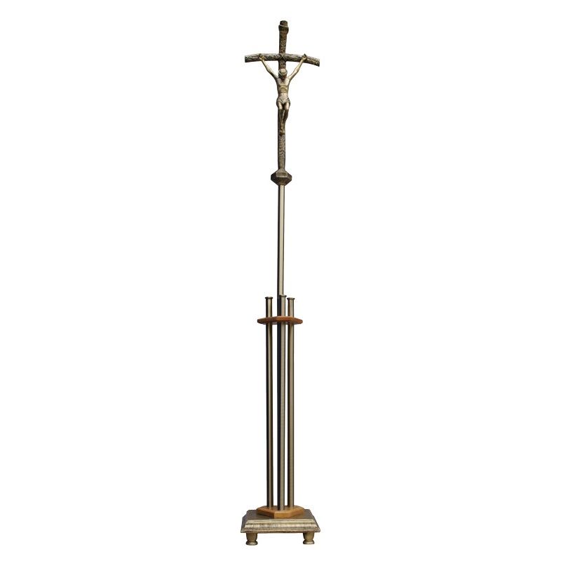Krzyż procesyjny ze stojakiem  200/30/28 cm. - Krzyż procesyjny ze stojakiem  200/30/28 cm.