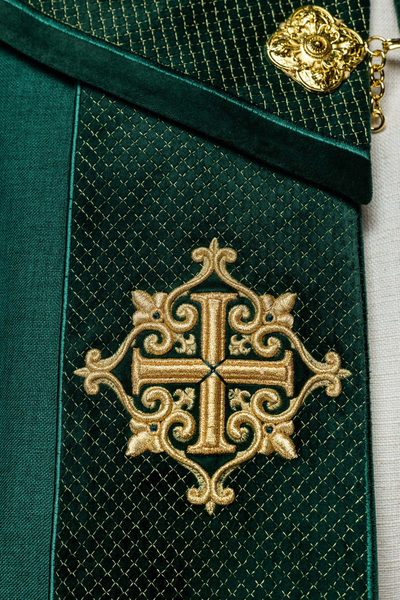 Kapa liturgiczna zielona, haftowana, aksamitny zielony pas (33H) - zdjęcie 2