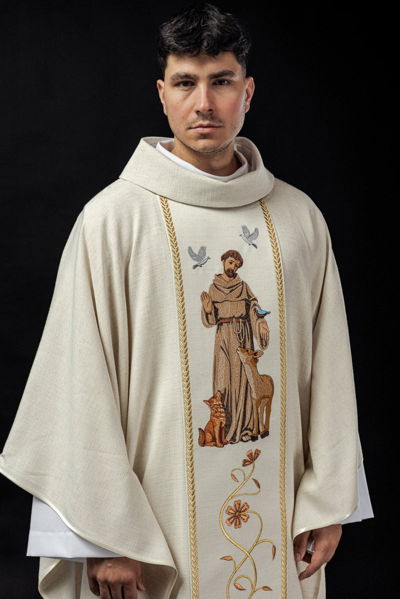 Ornat z haftowanym wizerunkiem Świętego Franciszka (112H)