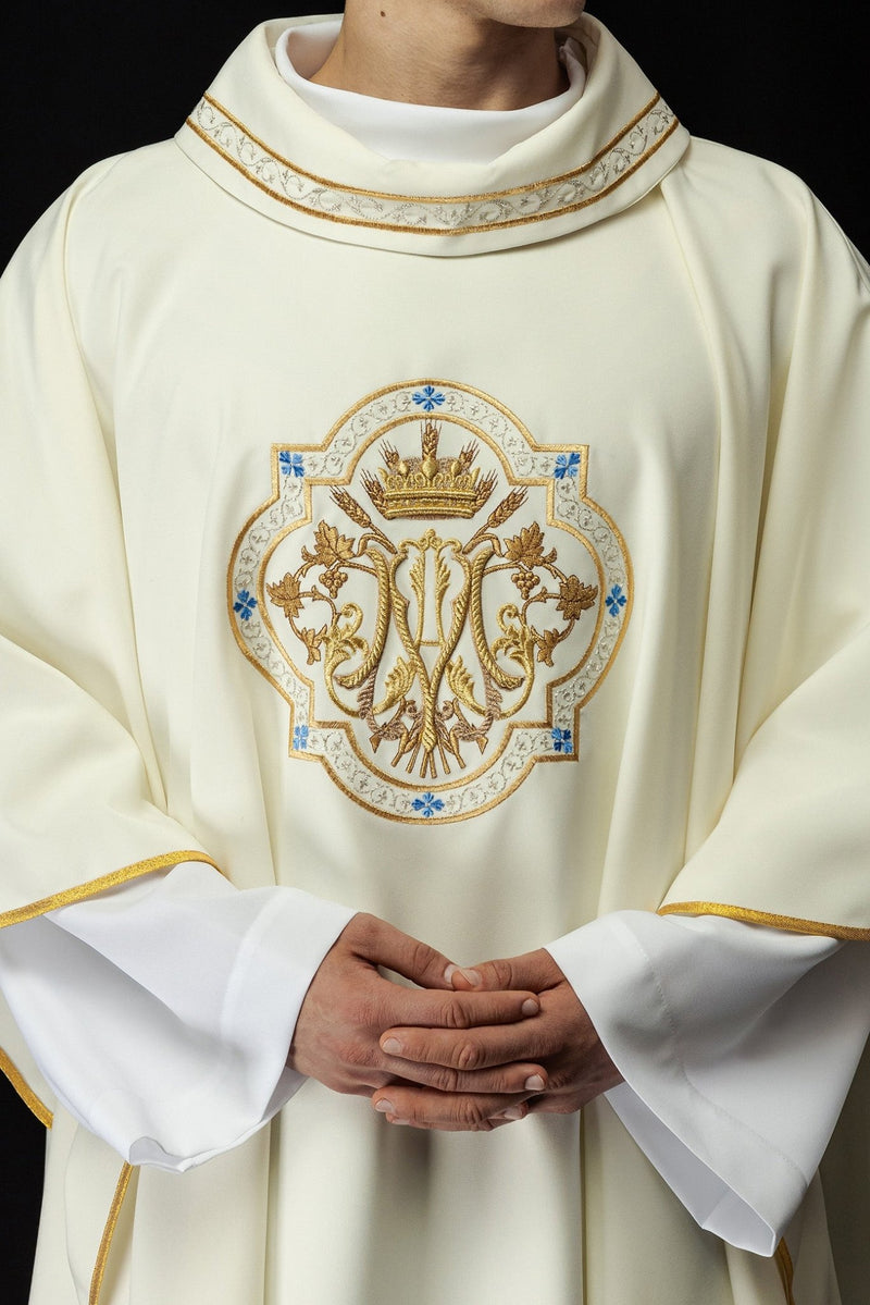 Ornat haftowany z motywem Maryjnym - ecru (129H) - Ornaty Maryjne
