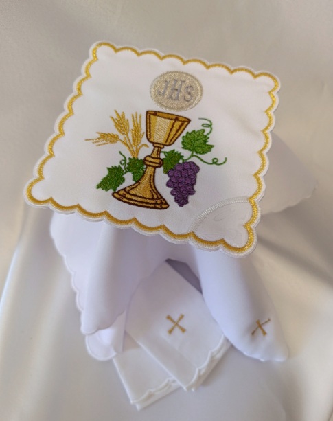 Bielizna kielichowa z motywem kielicha eucharystycznego – komplet 4 części - bawełna poliester