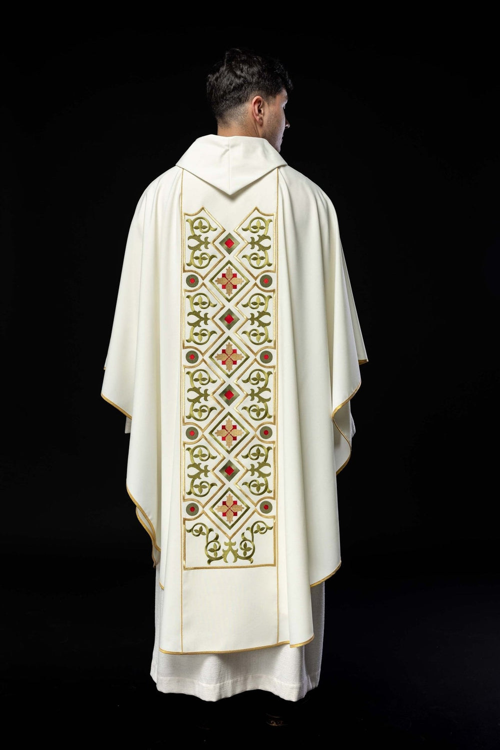 Ornat haftowany z motywem Baranka - Agnus Dei - zdjęcie 4