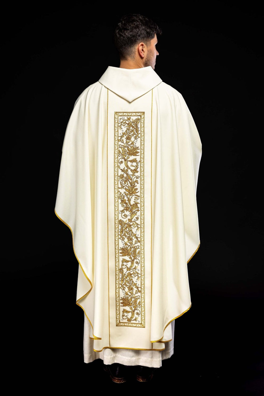 Ornat haftowany z symbolem kielicha eucharystycznego - ecru (H12) - zdjęcie 6