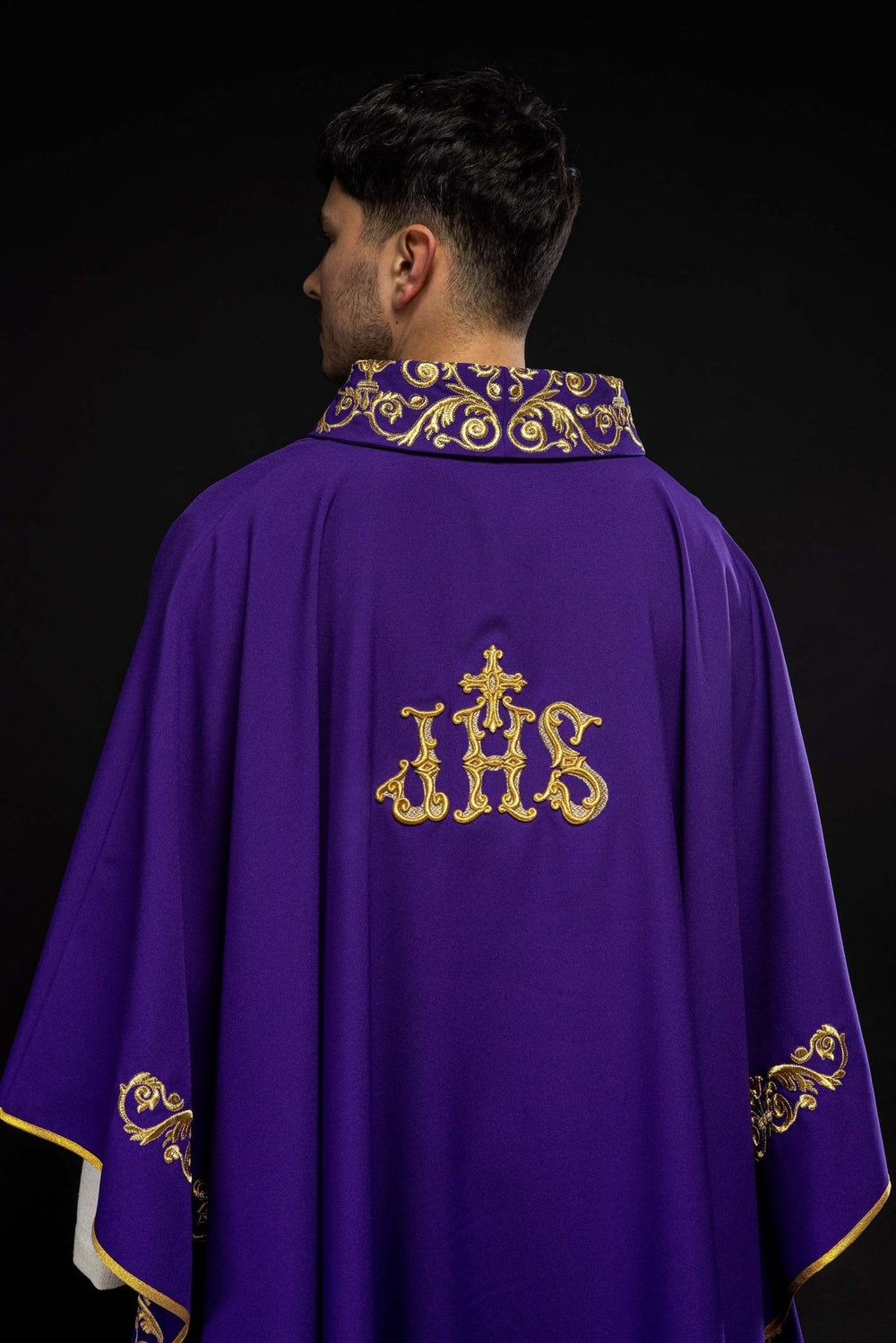 Ornat haftowany IHS - fioletowy (H37) - zdjęcie 7